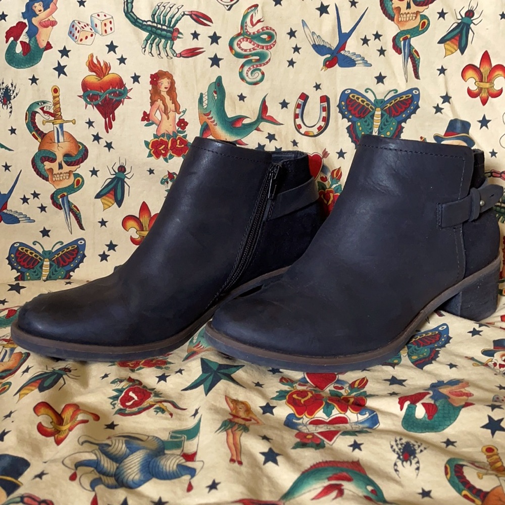 Korks Sonja ankle bootie
